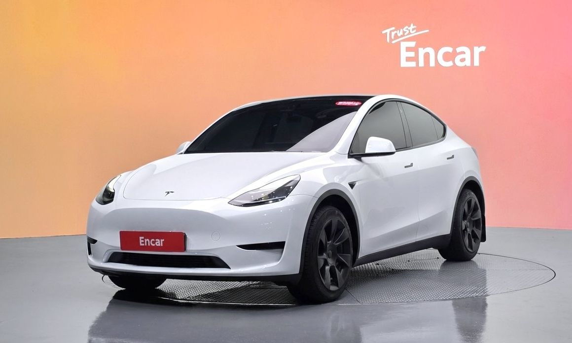 Tesla Model Y 2023