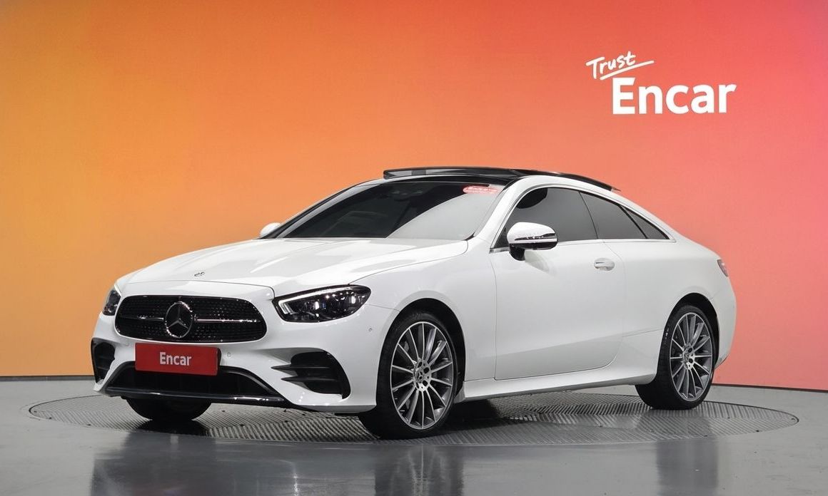 Mercedes-Benz E-Class 2022