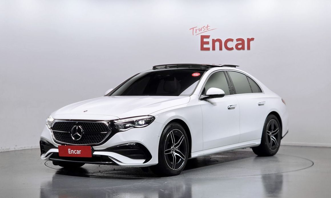 Mercedes-Benz E-Class 2024
