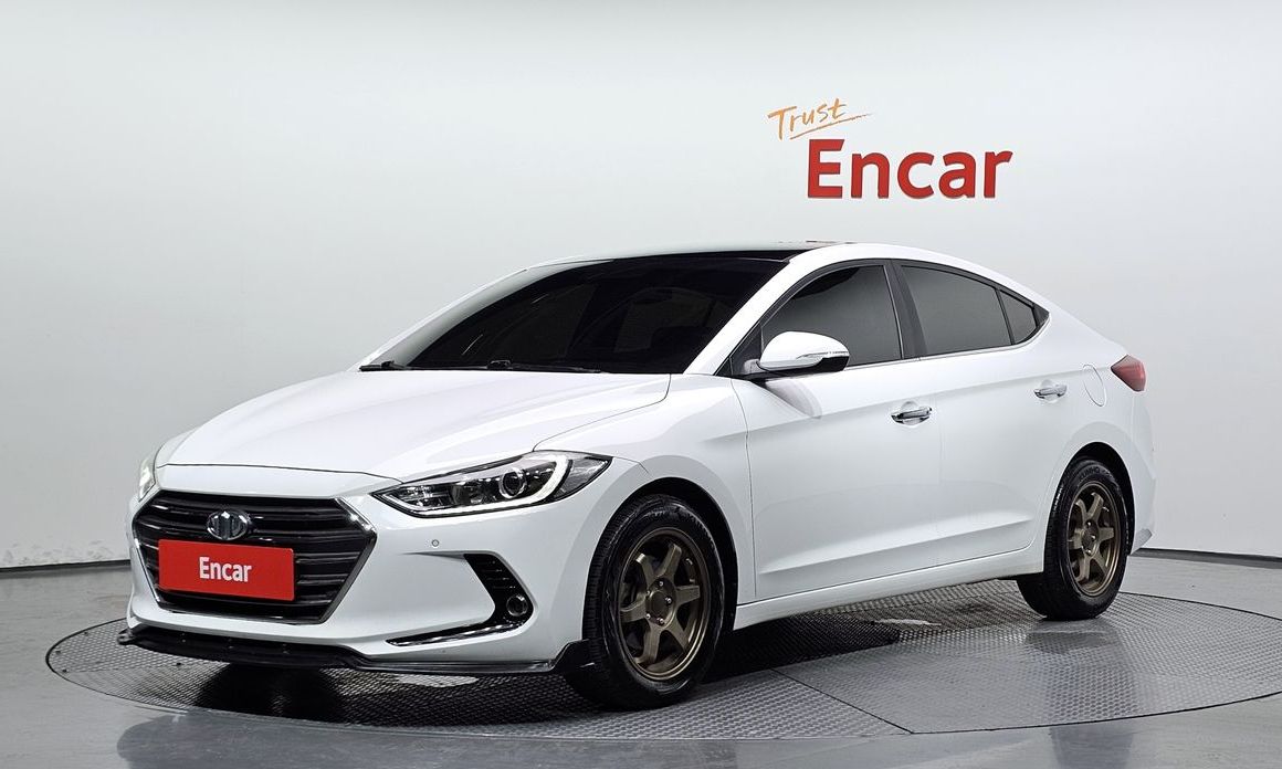 Hyundai AVANTE 2016