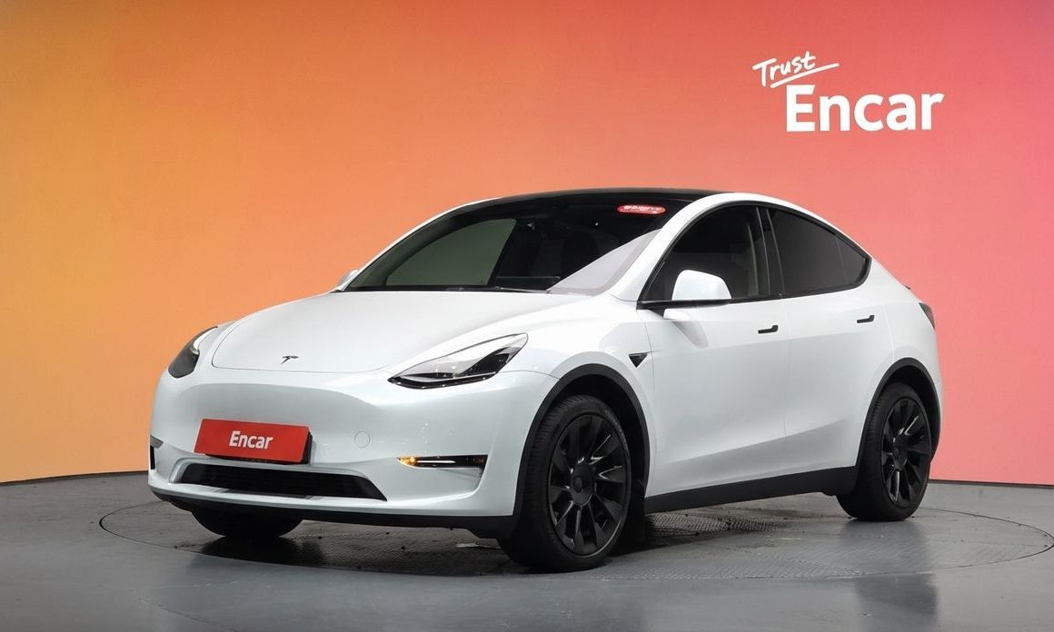 Tesla Model Y 2022