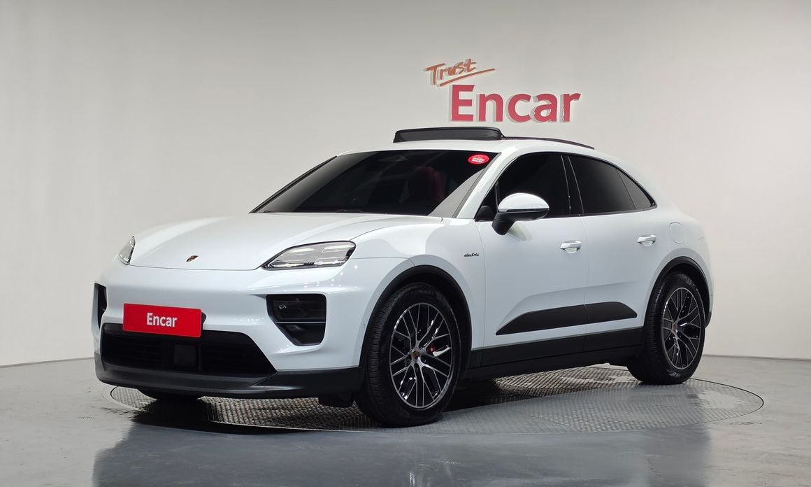Porsche Macan 2025