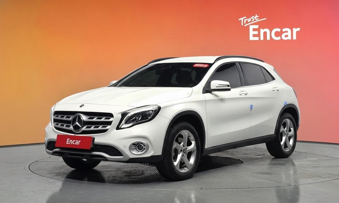 Mercedes-Benz GLA-Class 2019