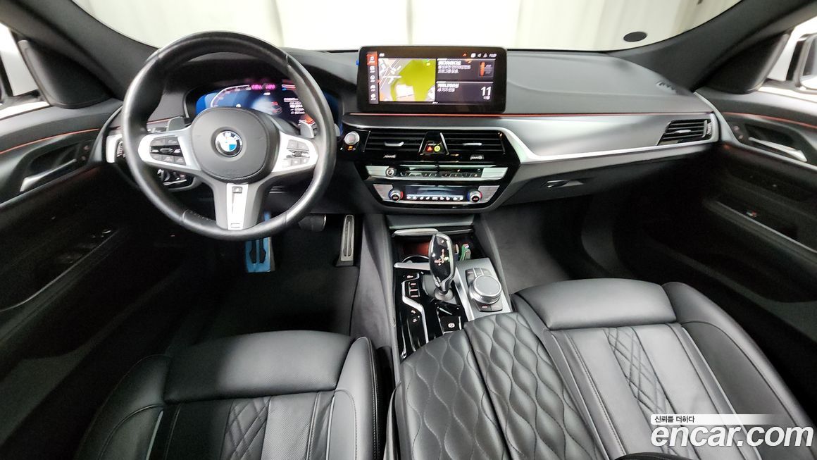 BMW Gran Turismo 2023