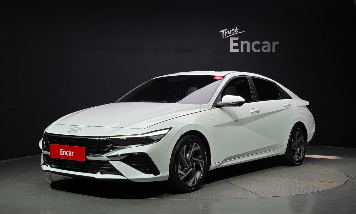 Hyundai AVANTE 2025