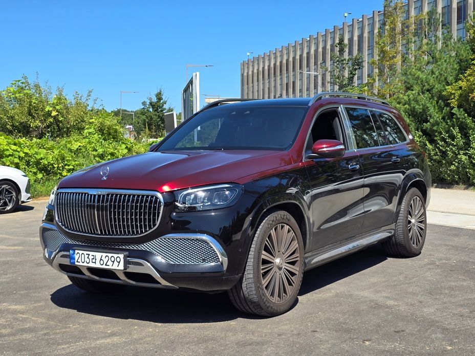 Mercedes-Benz GLS-Class 2023