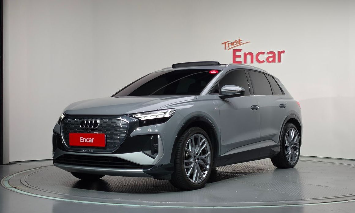 Audi Q4 e-tron 2025