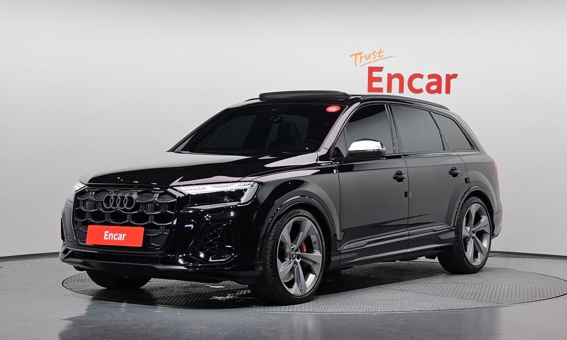 Audi SQ7 2025