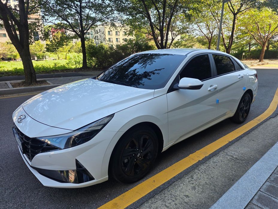 Hyundai AVANTE 2023