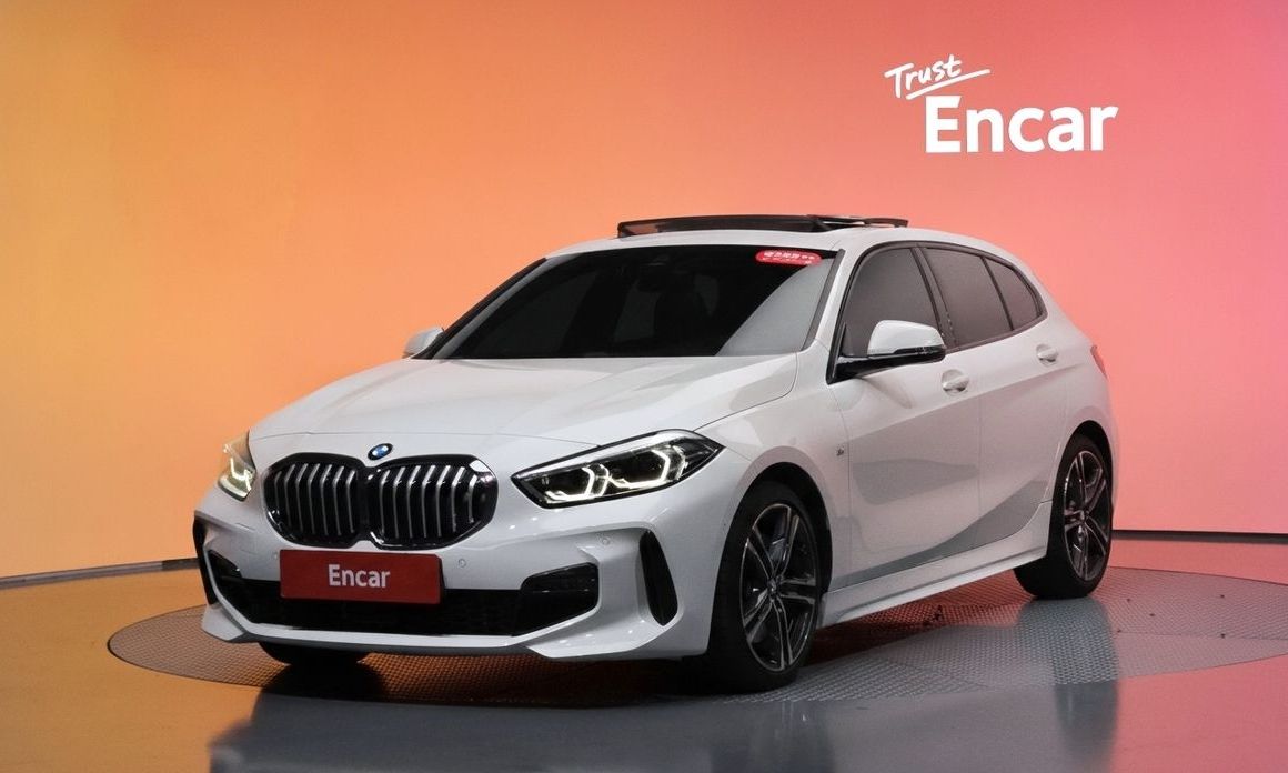 BMW 1-Series 2023