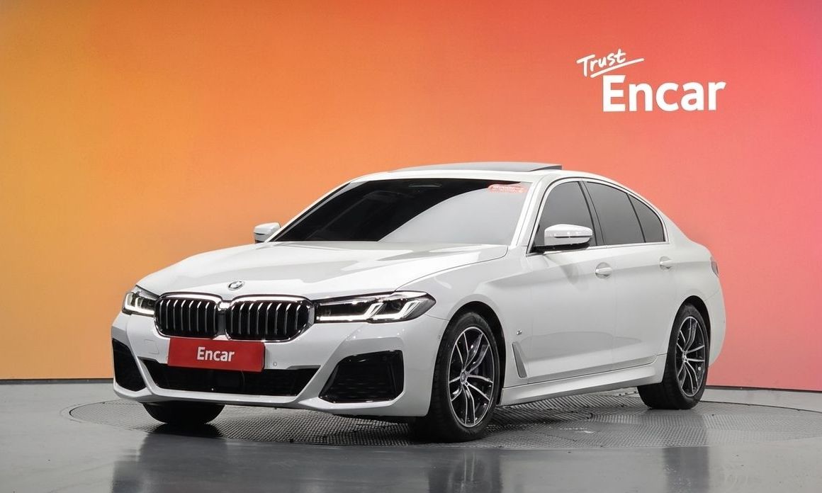BMW 5-Series 2023