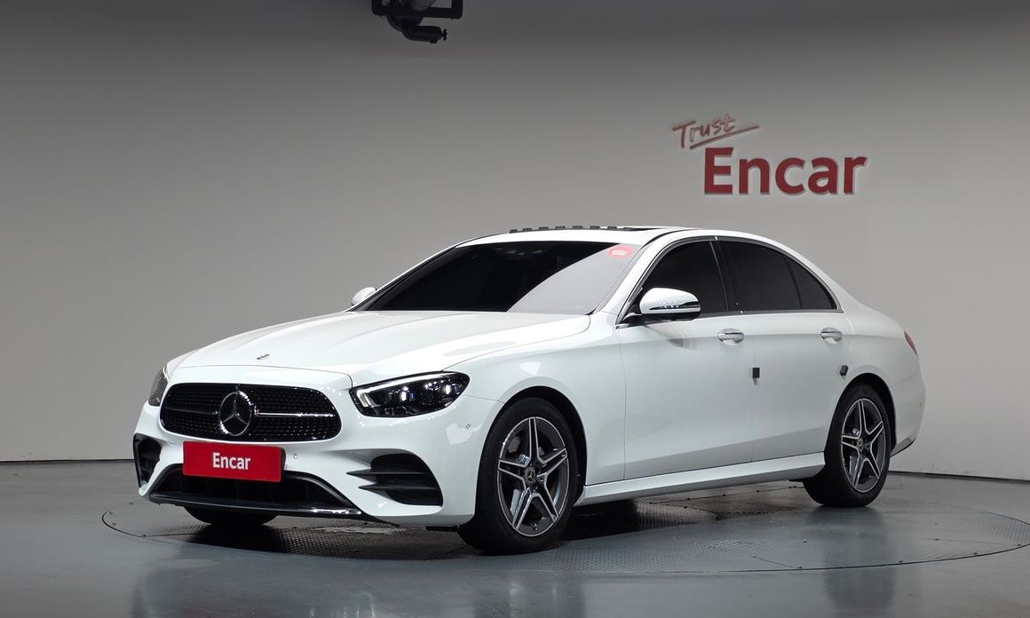 Mercedes-Benz E-Class 2023