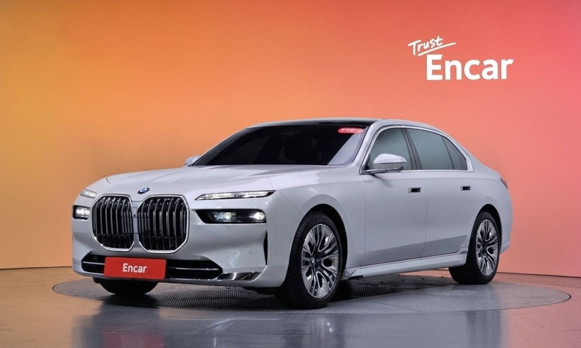 BMW 7-Series 2023