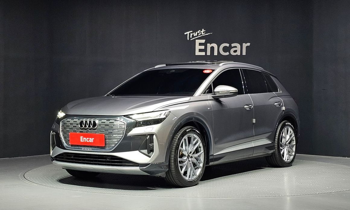 Audi Q4 e-tron 2025