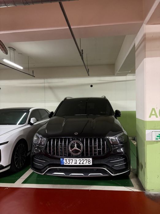 Mercedes-Benz GLE-Class 2023