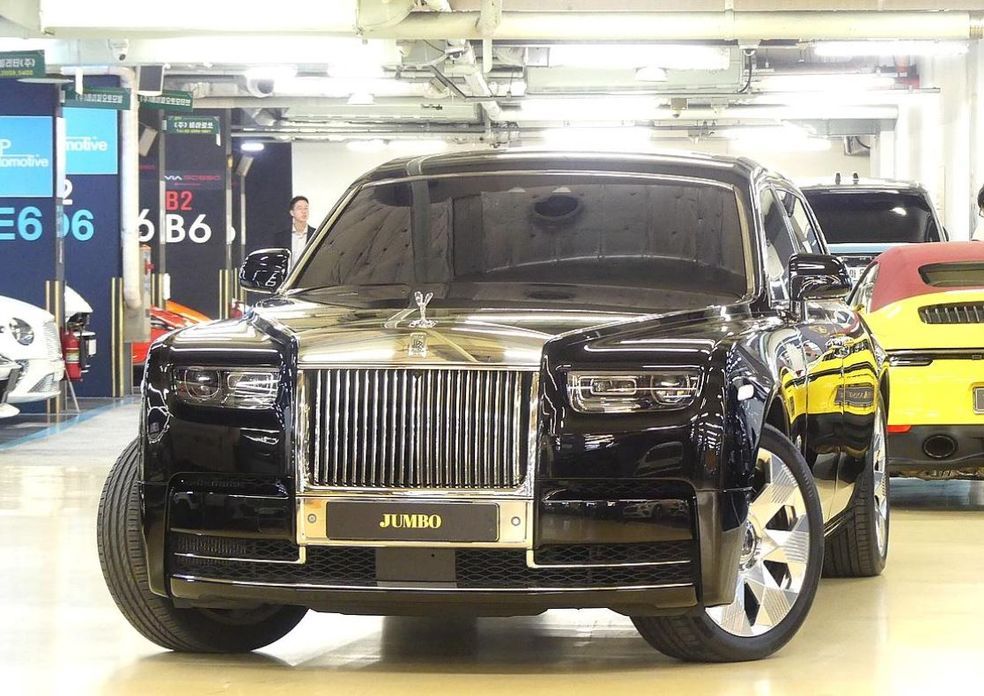 Rolls-Royce Phantom 2024
