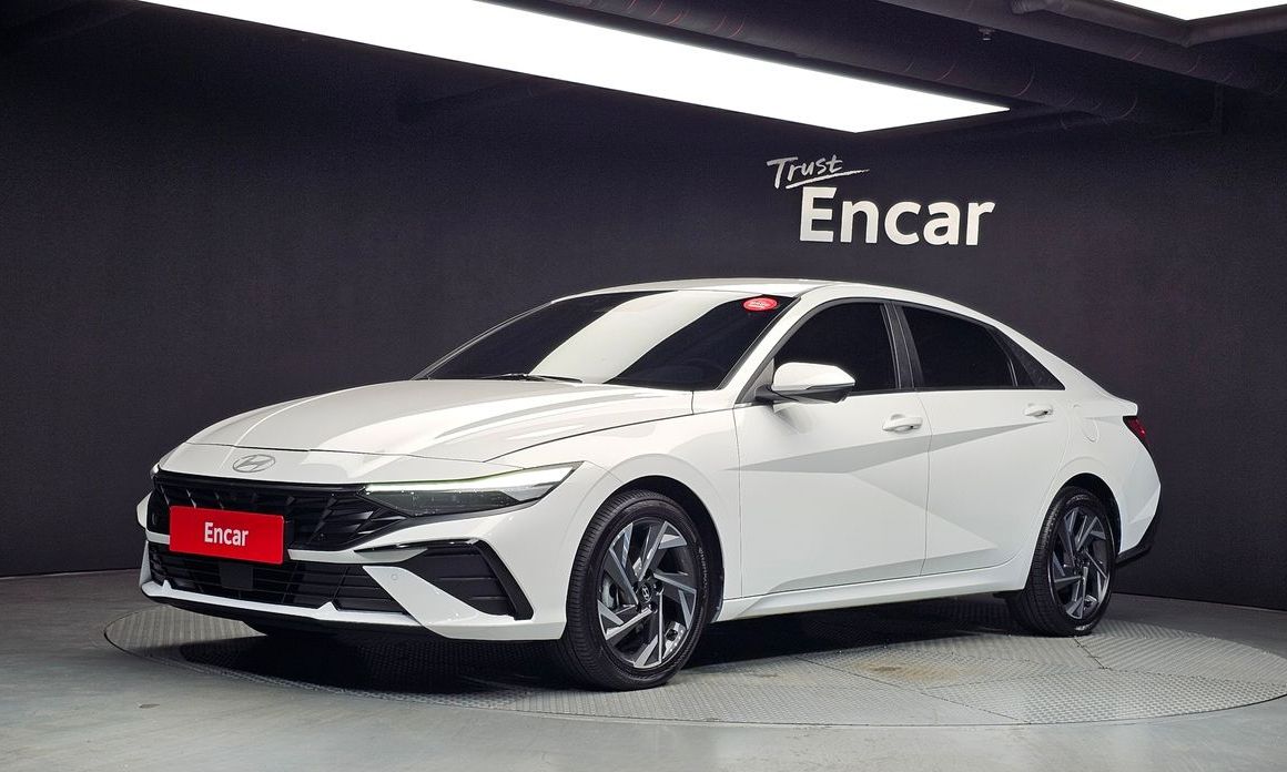 Hyundai AVANTE 2025