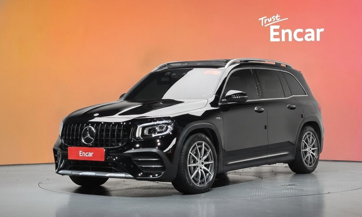 Mercedes-Benz GLB-Class 2023