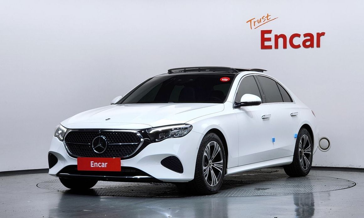 Mercedes-Benz E-Class 2025