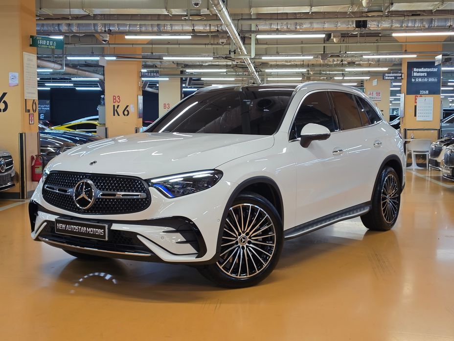 Mercedes-Benz GLC-Class 2025