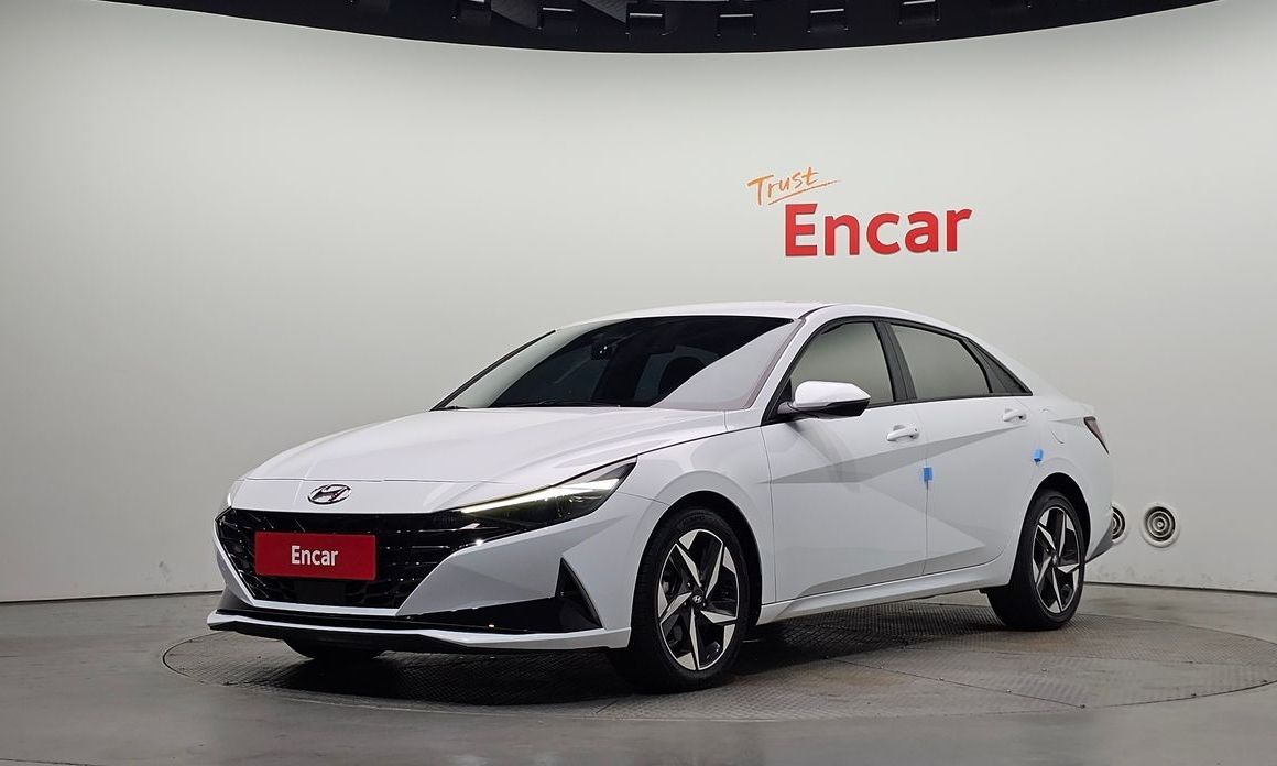 Hyundai AVANTE 2021