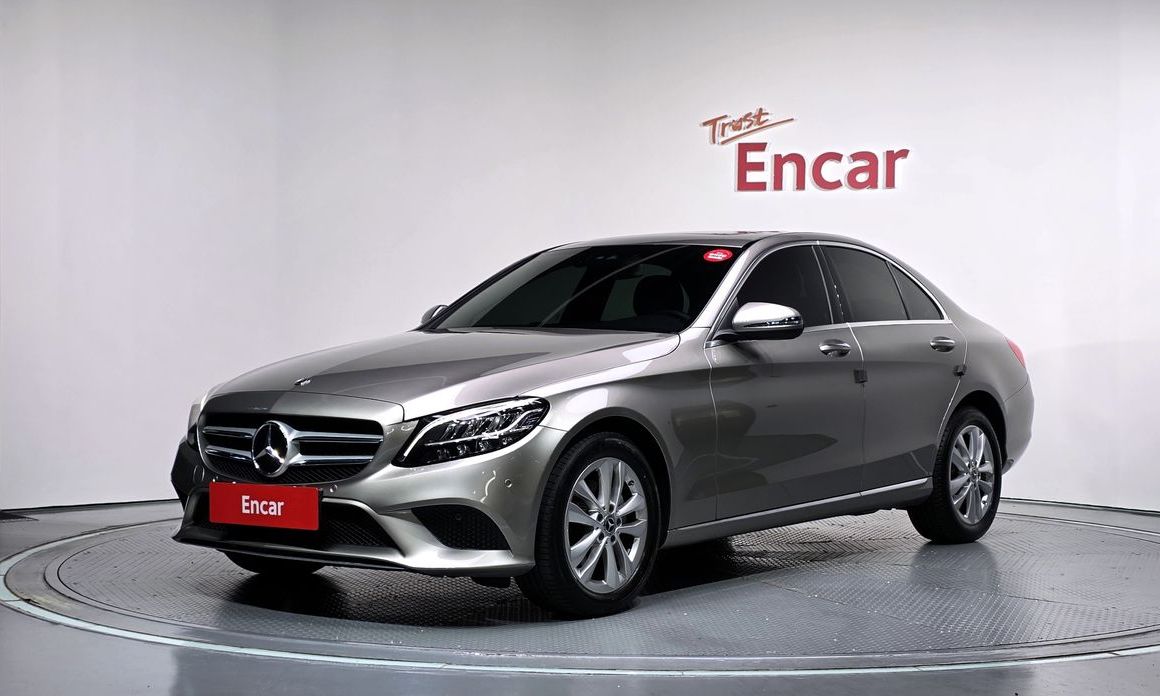 Mercedes-Benz C-Class 2020