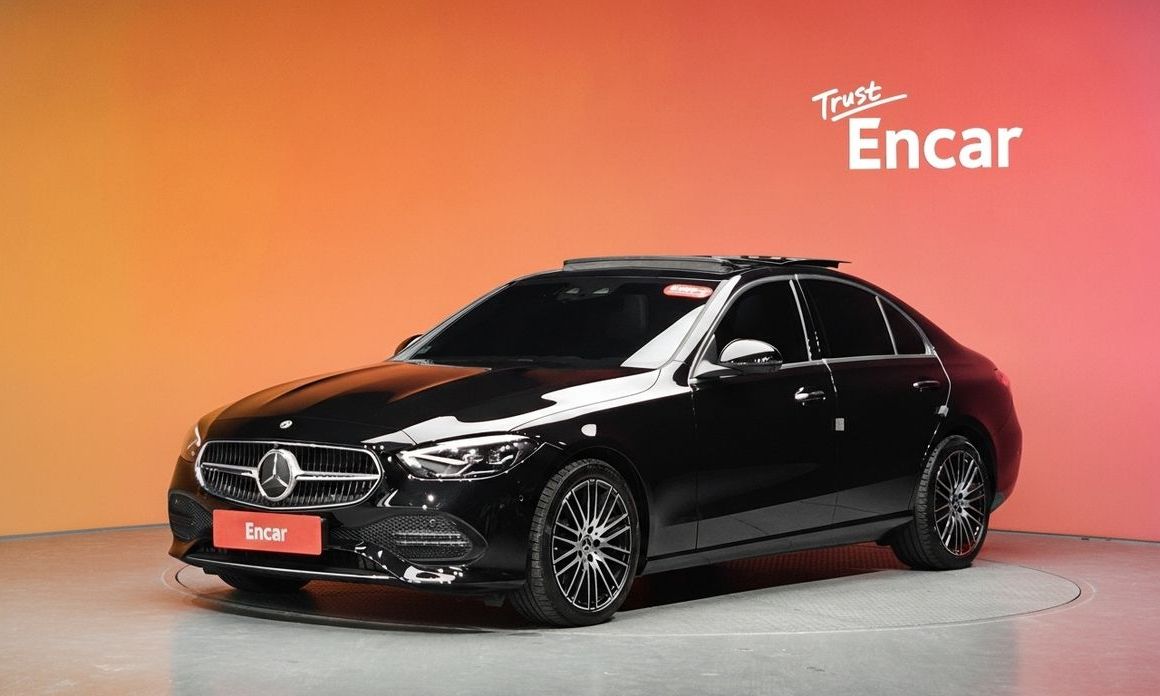 Mercedes-Benz C-Class 2024