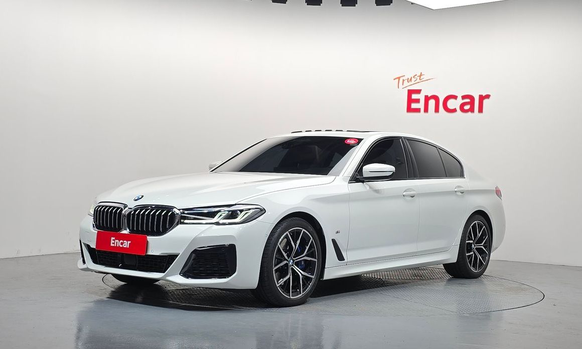 BMW 5-Series 2023