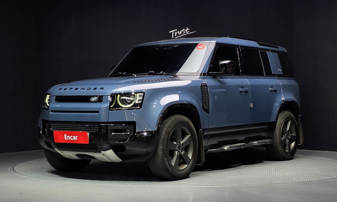 Land Rover Defender 2022