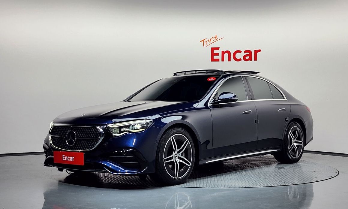 Mercedes-Benz E-Class 2024
