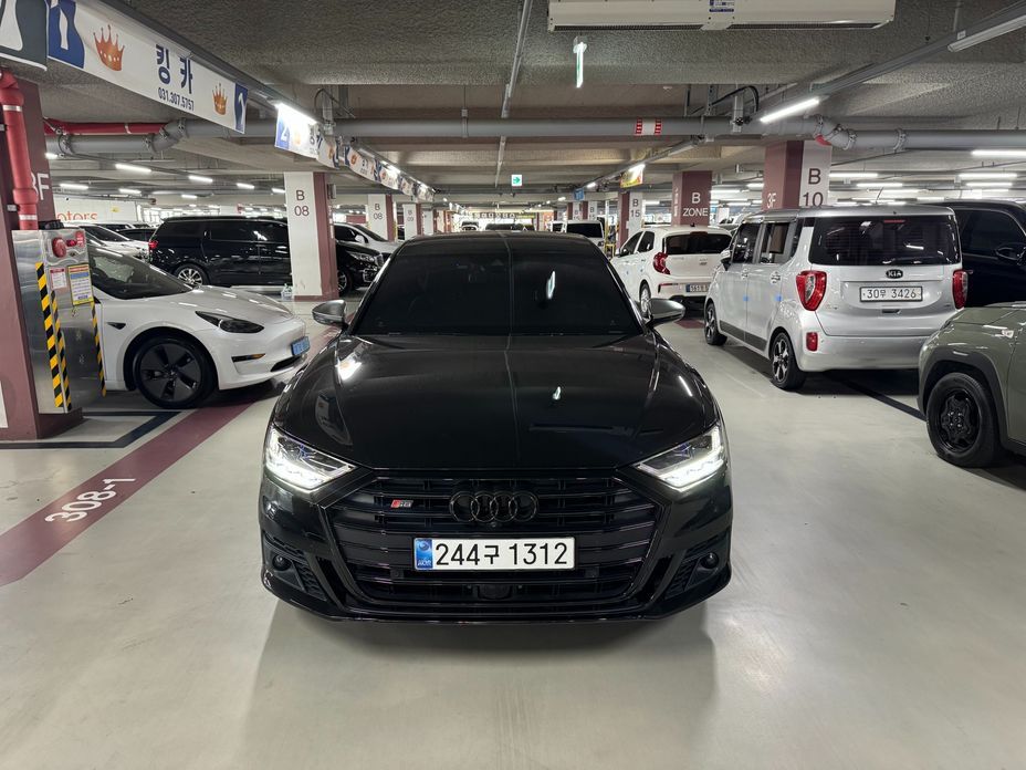 Audi S8 2020