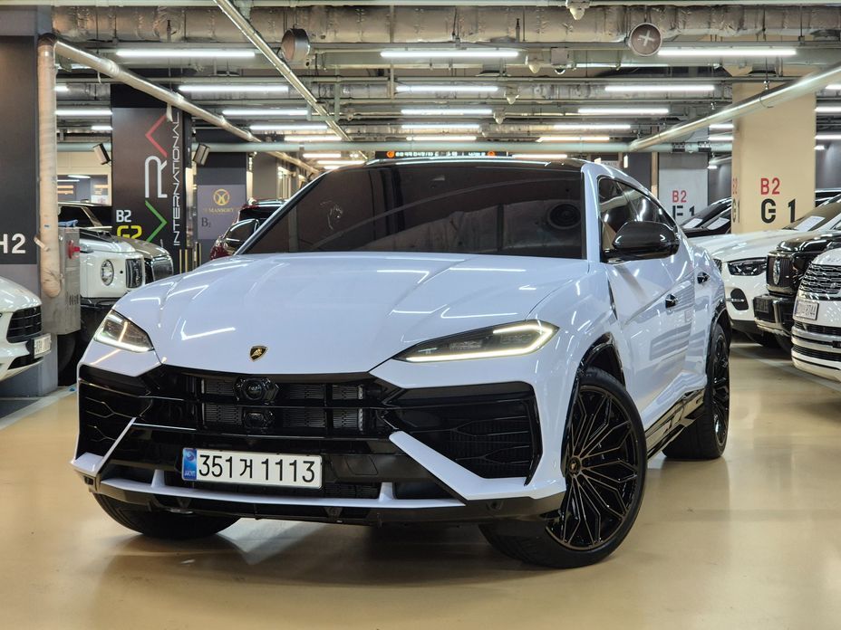Lamborghini Urus 2025