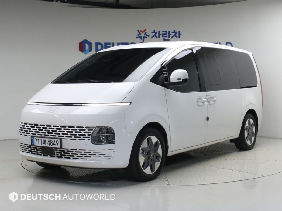 Hyundai Staria 2025
