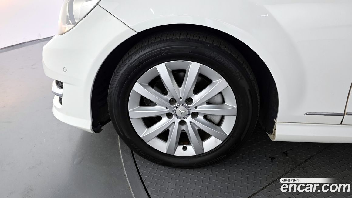 Mercedes-Benz C-Class 2013