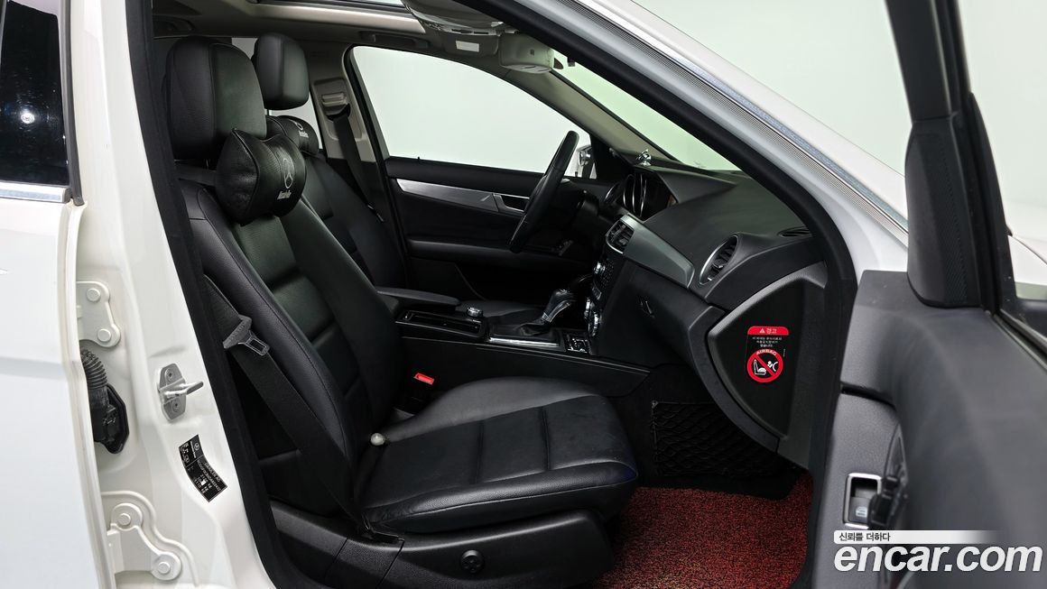 Mercedes-Benz C-Class 2013