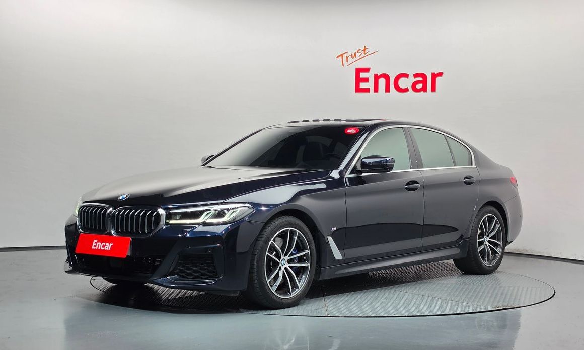 BMW 5-Series 2023
