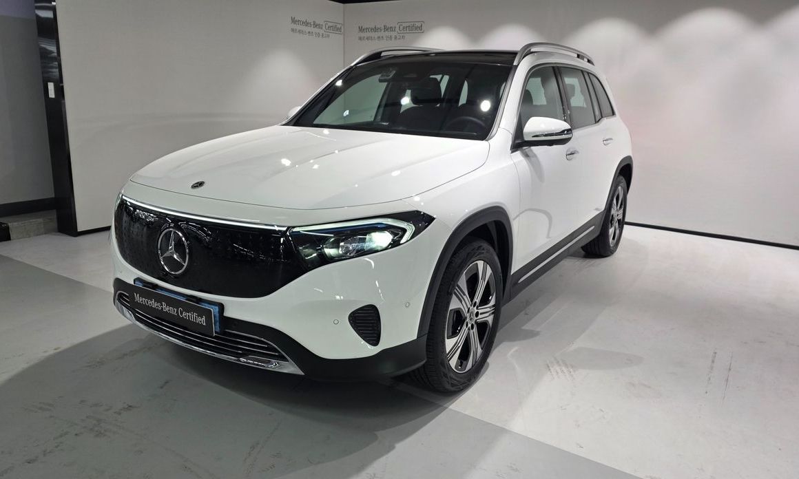 Mercedes-Benz EQB 2026