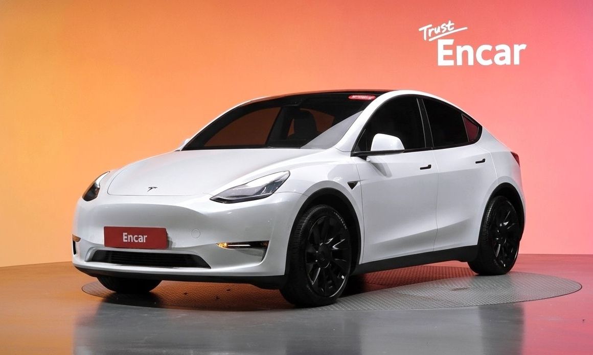 Tesla Model Y 2021
