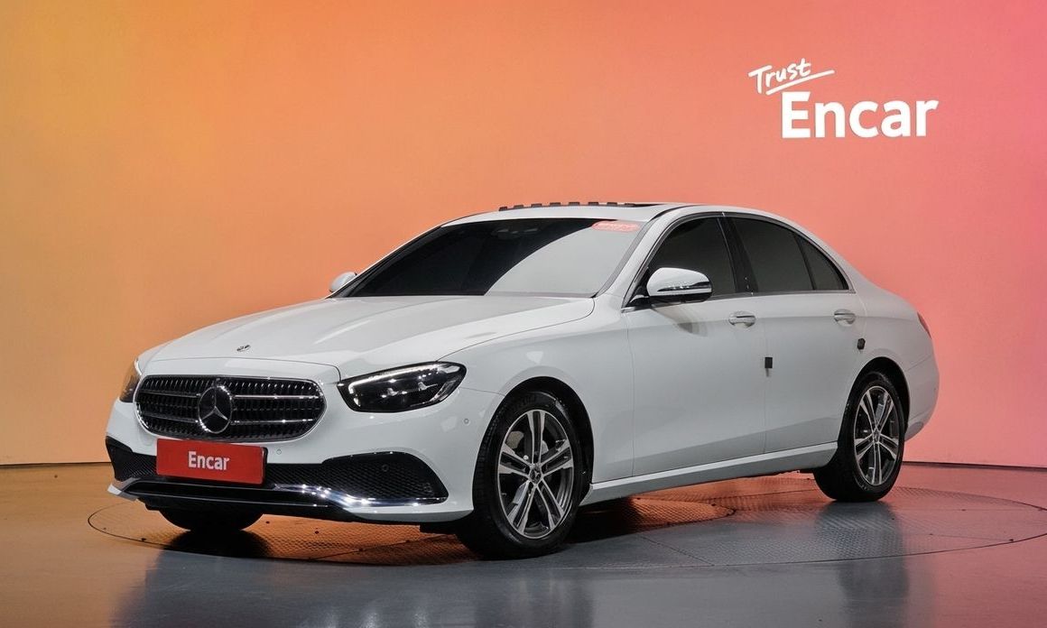 Mercedes-Benz E-Class 2023