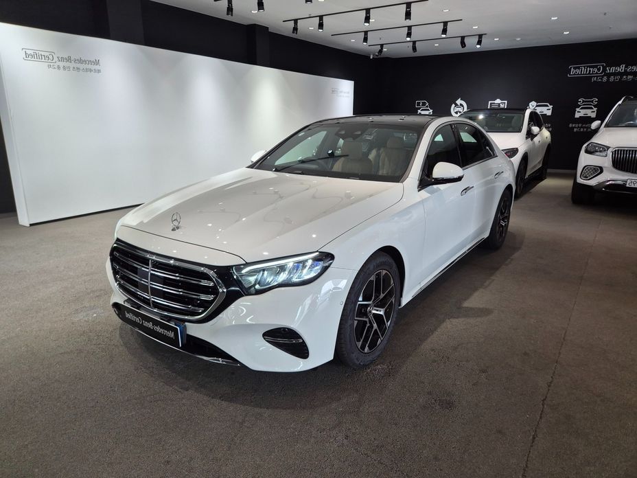 Mercedes-Benz E-Class 2026
