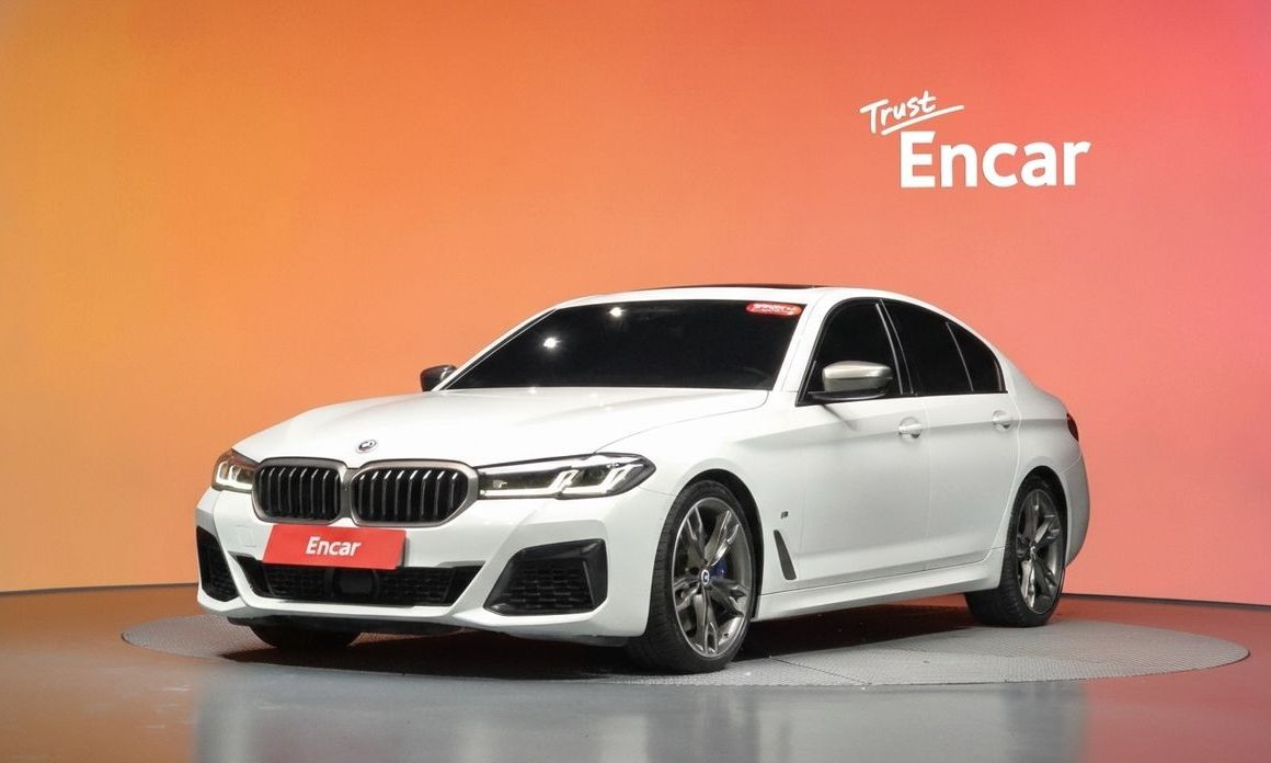 BMW 5-Series 2023