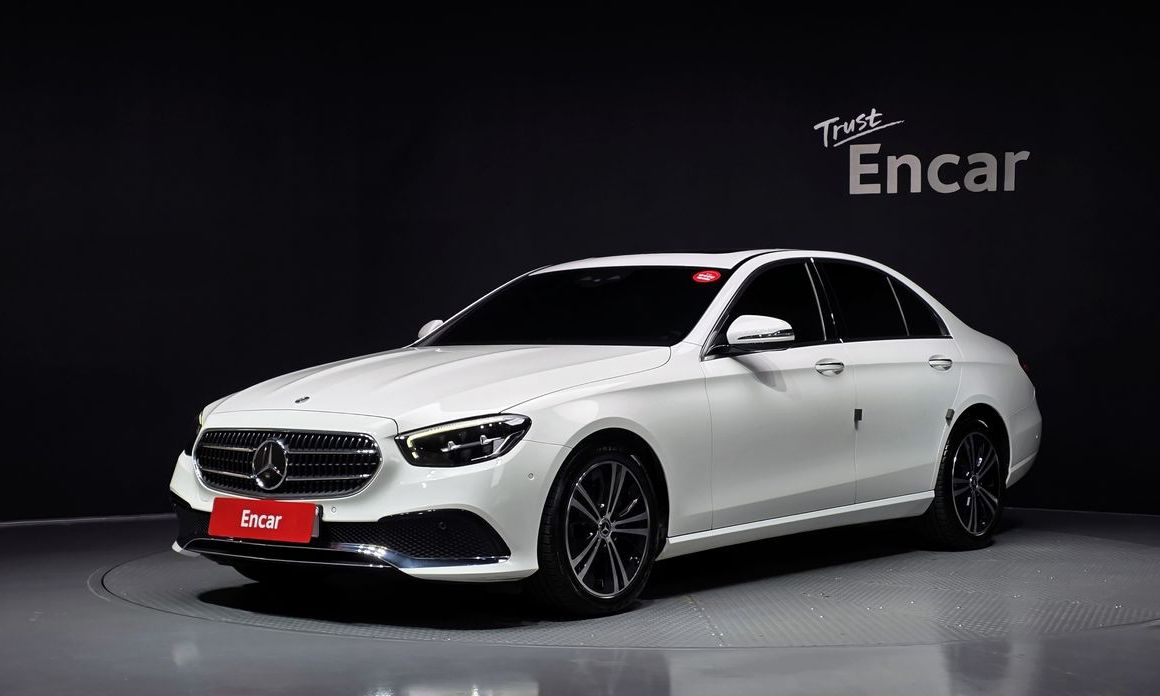 Mercedes-Benz E-Class 2021