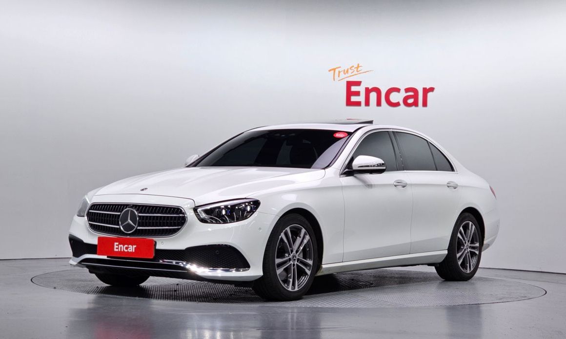 Mercedes-Benz E-Class 2021