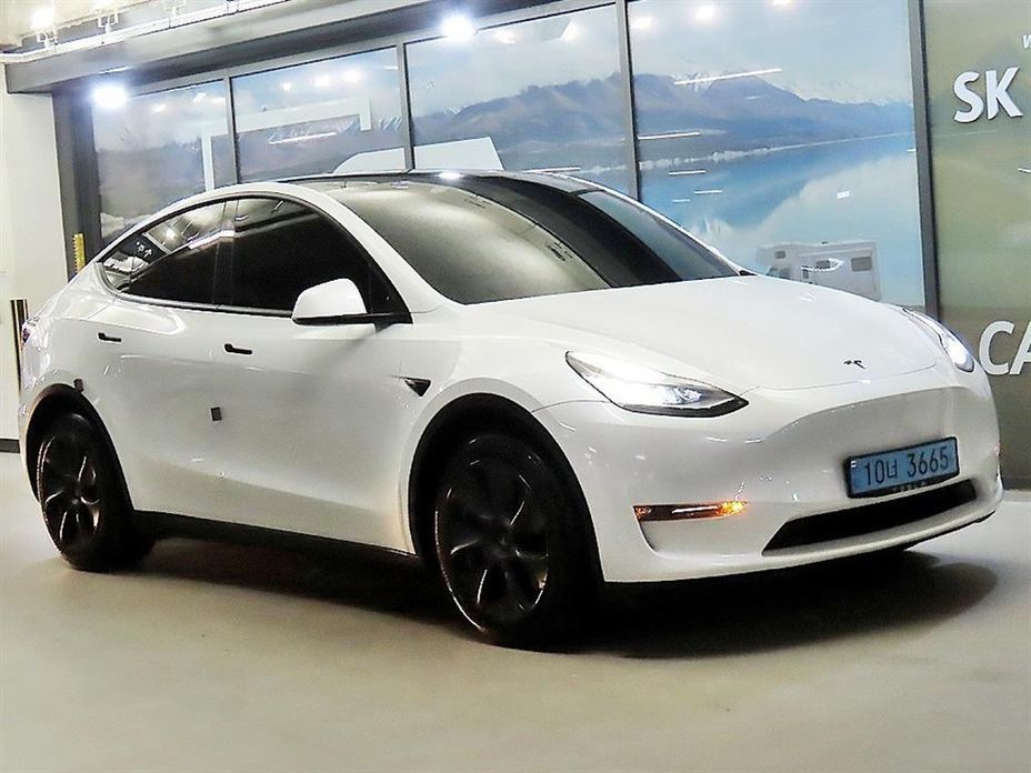 Tesla Model Y 2021