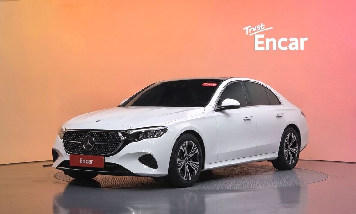 Mercedes-Benz E-Class 2025
