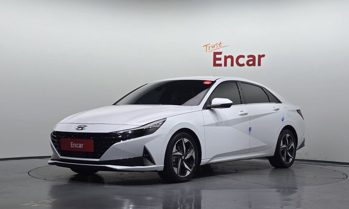 Hyundai AVANTE 2022