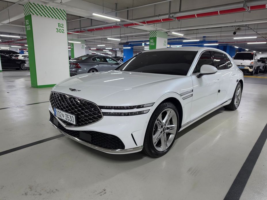 Genesis G90 2023