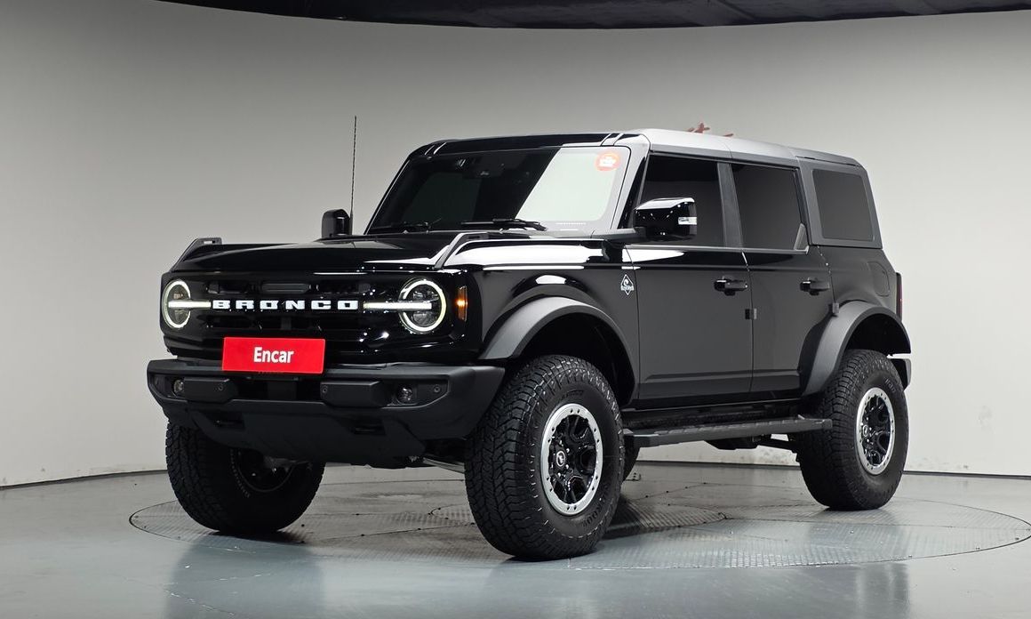 Ford Bronco 2024