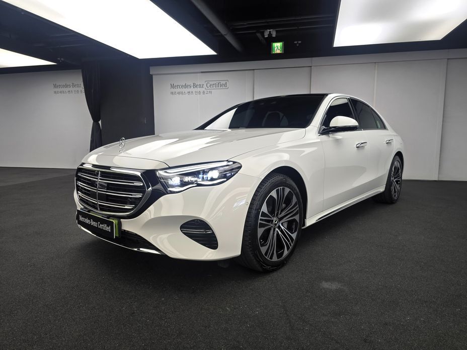 Mercedes-Benz E-Class 2026