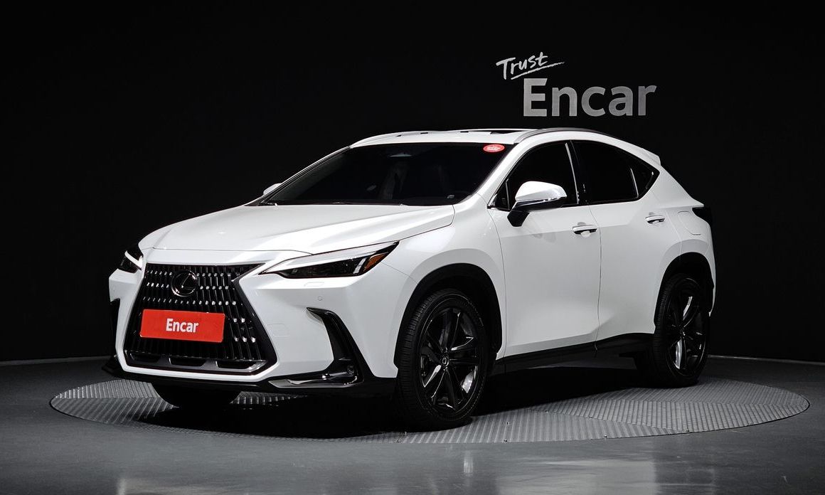 Lexus NX 2025